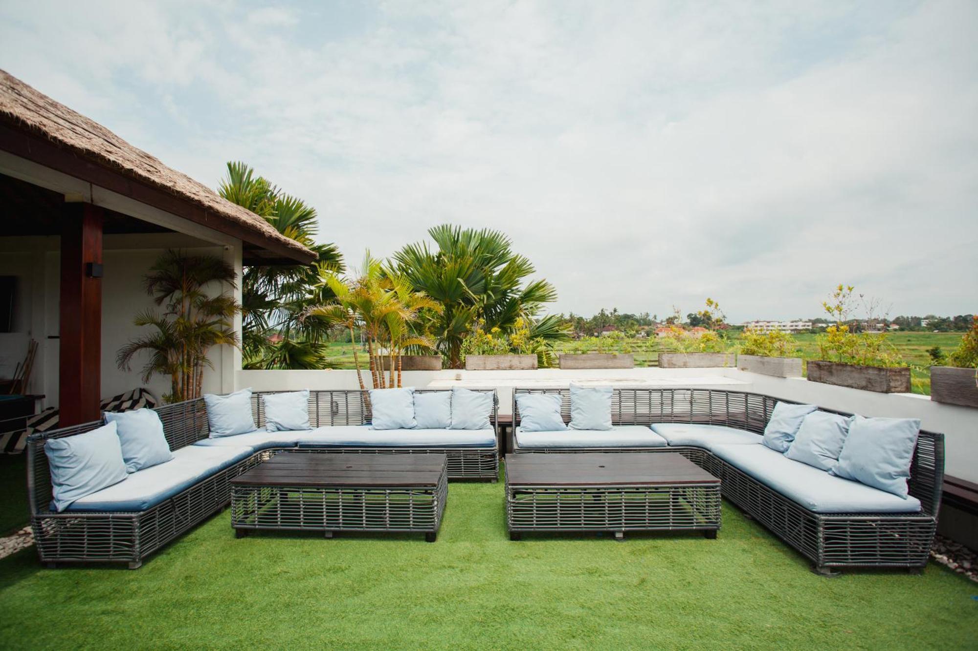 Swell Hotel, Pool Bar & Restaurant Tanah Lot Kültér fotó