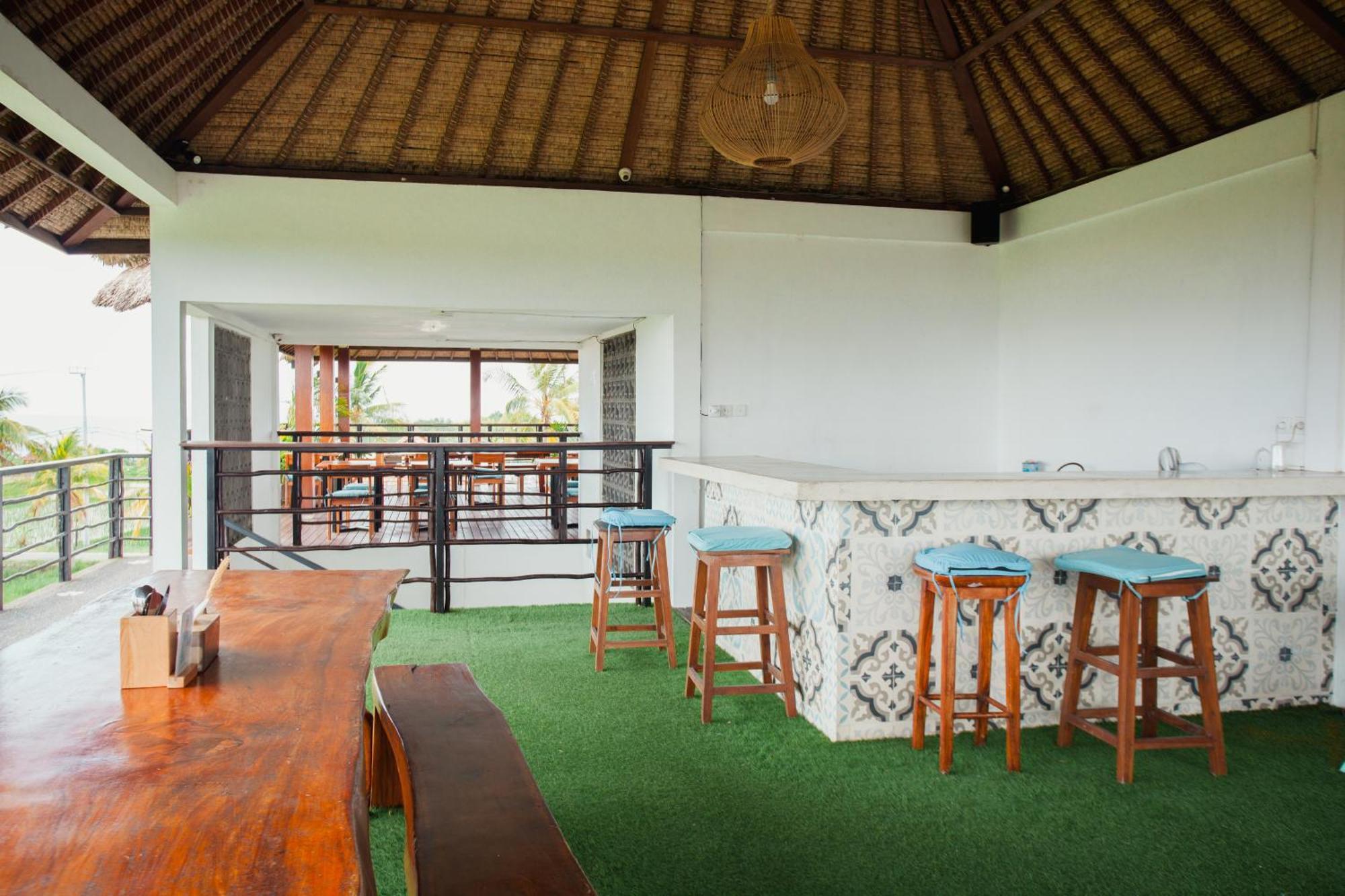 Swell Hotel, Pool Bar & Restaurant Tanah Lot Kültér fotó