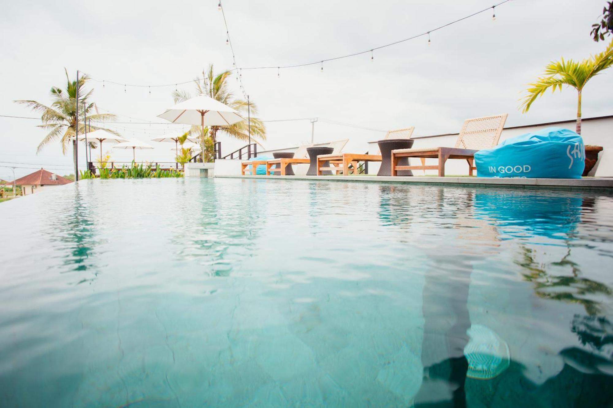 Swell Hotel, Pool Bar & Restaurant Tanah Lot Kültér fotó